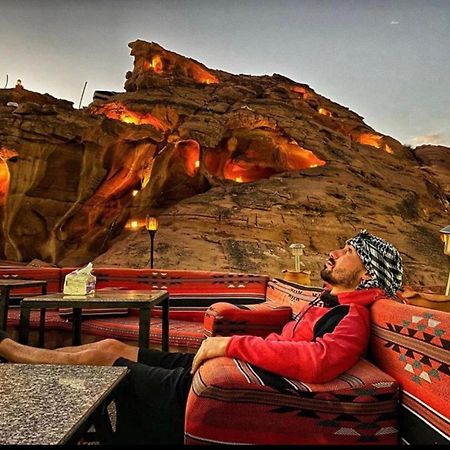 Wadi Rum Quiet Camp ภายนอก รูปภาพ
