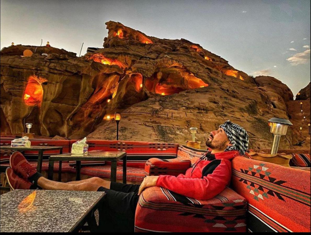 Wadi Rum Quiet Camp ภายนอก รูปภาพ